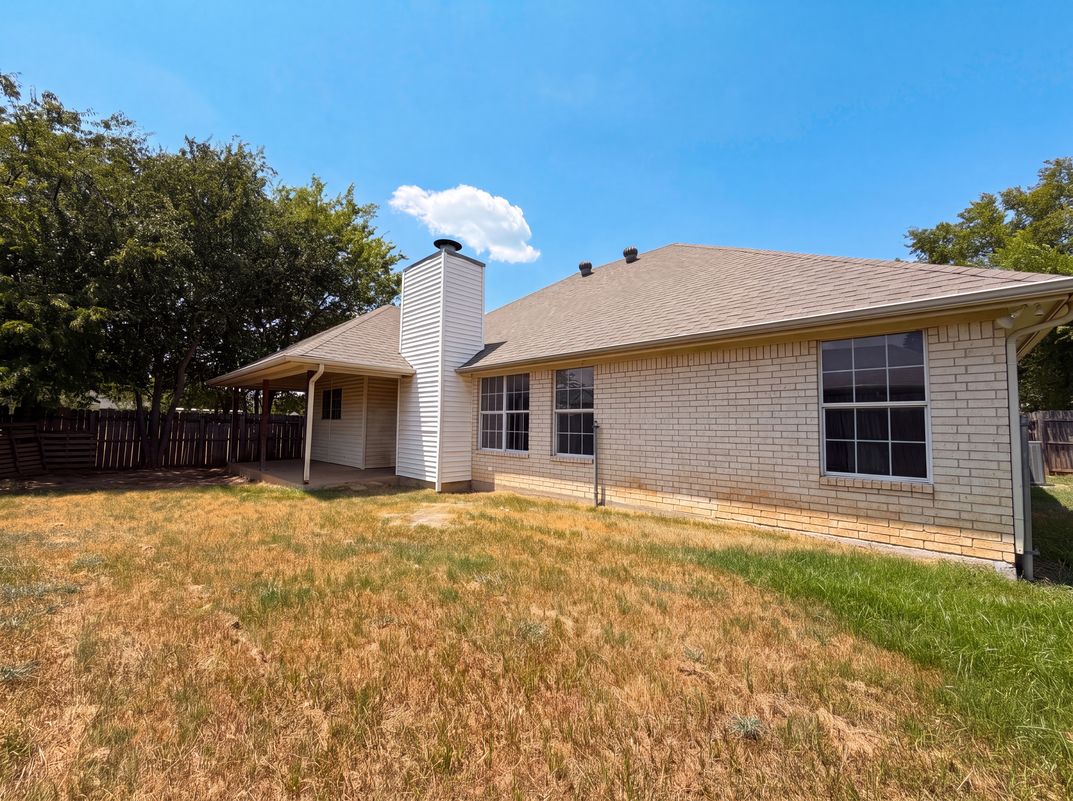 Photo 5 of 16 of 201 Driftwood Ct, Runaway Bay, TX