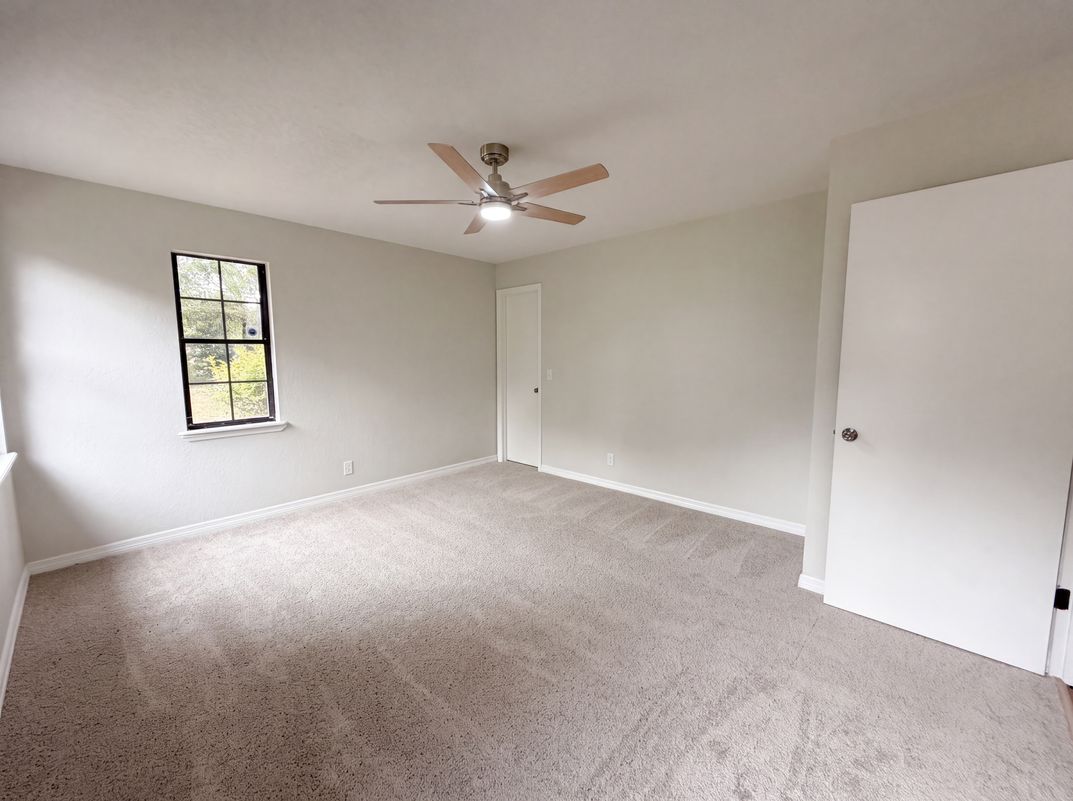Photo 26 of 53 of 5082 SW 31st St, Ocala, FL