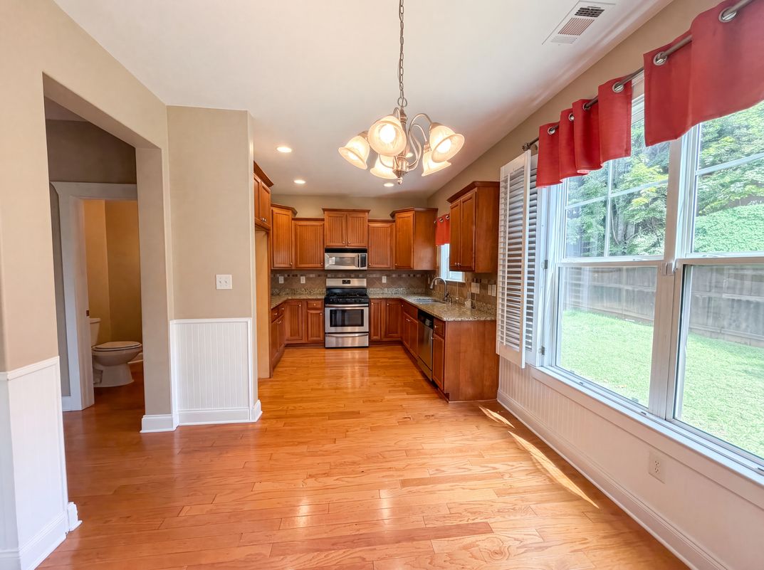 Photo 7 of 28 of 2983 Boulder Walk Ct SE, Atlanta, GA