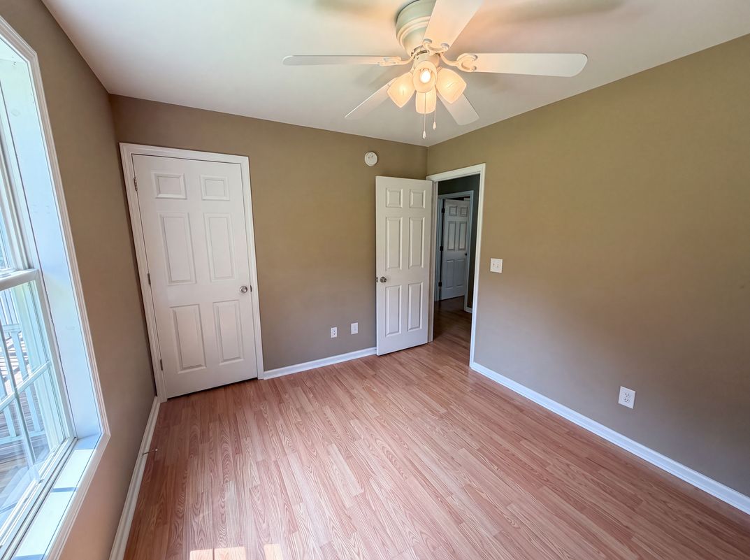 Photo 15 of 20 of 116 Fernwood Dr, Easley, SC