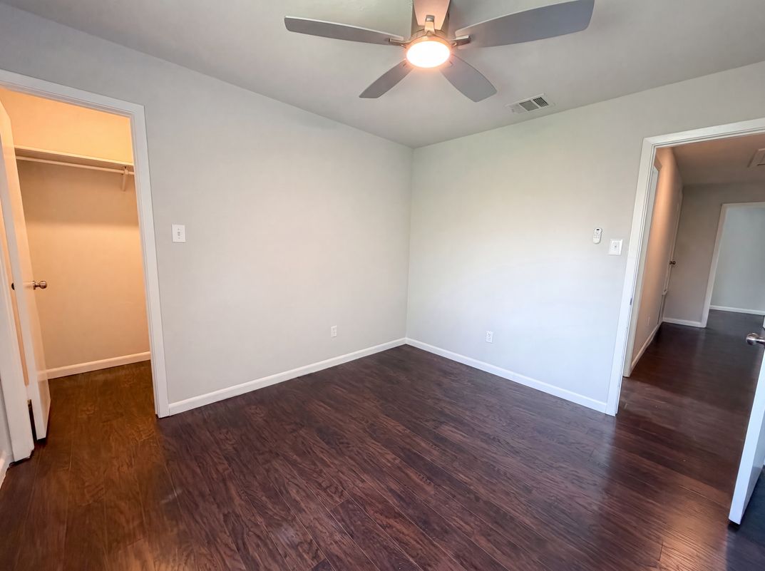 Photo 4 of 22 of 15426 Canteen Creek Dr, San Antonio, TX