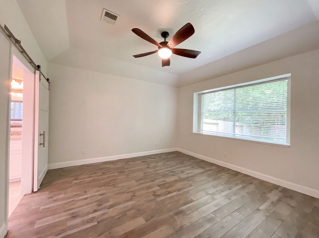Photo 4 of 20 of 7107 Sweet Violet Trl, Humble, TX