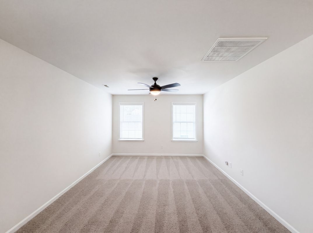 Photo 20 of 37 of 7463 Buckview Ct, Kernersville, NC