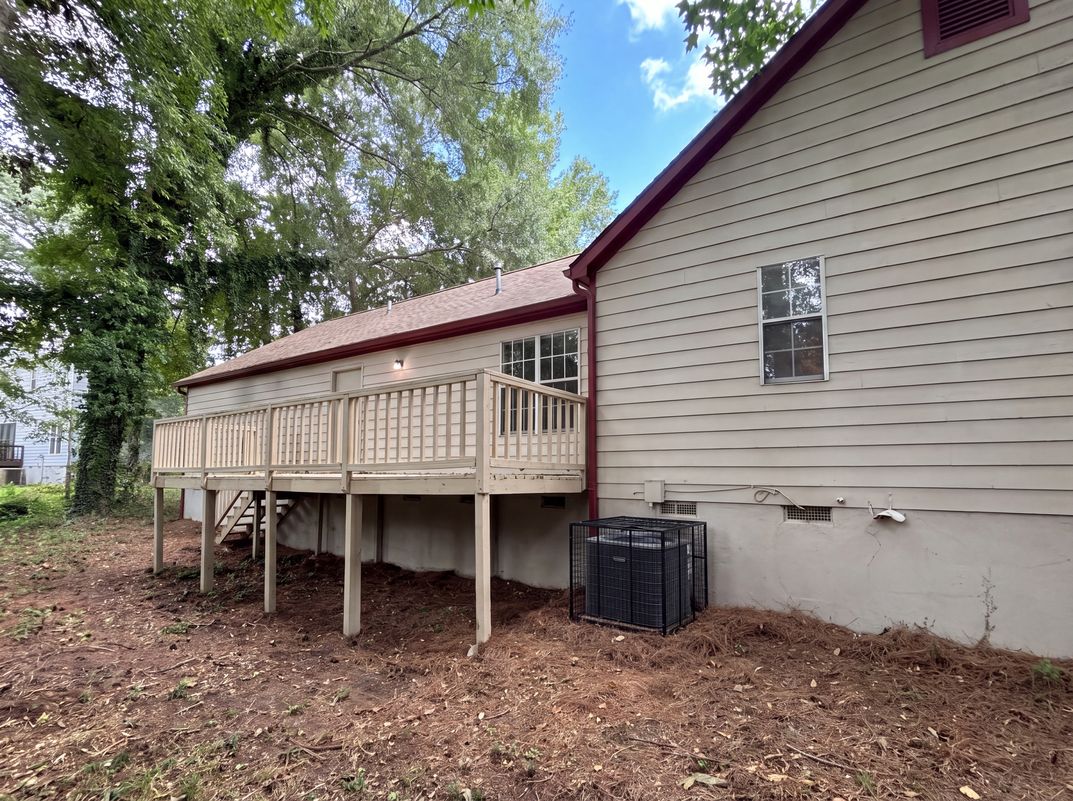 Photo 23 of 29 of 4320 Southvale Dr, Decatur, GA