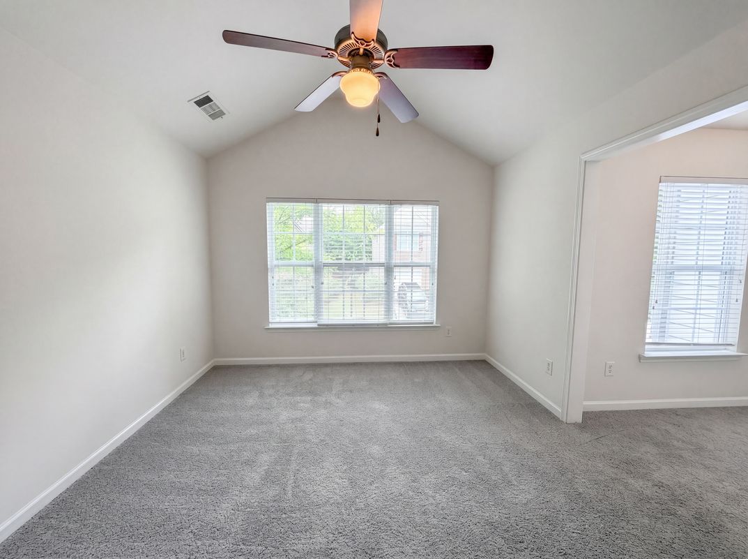 Photo 15 of 32 of 471 Tufton Trl SE, Atlanta, GA