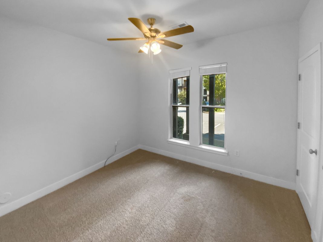 Photo 9 of 21 of 1031 Skyline View Way, Charlotte, NC