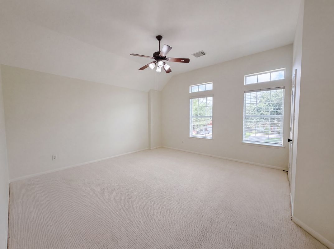 Photo 4 of 35 of 11314 Sailwing Creek Ct, Pearland, TX