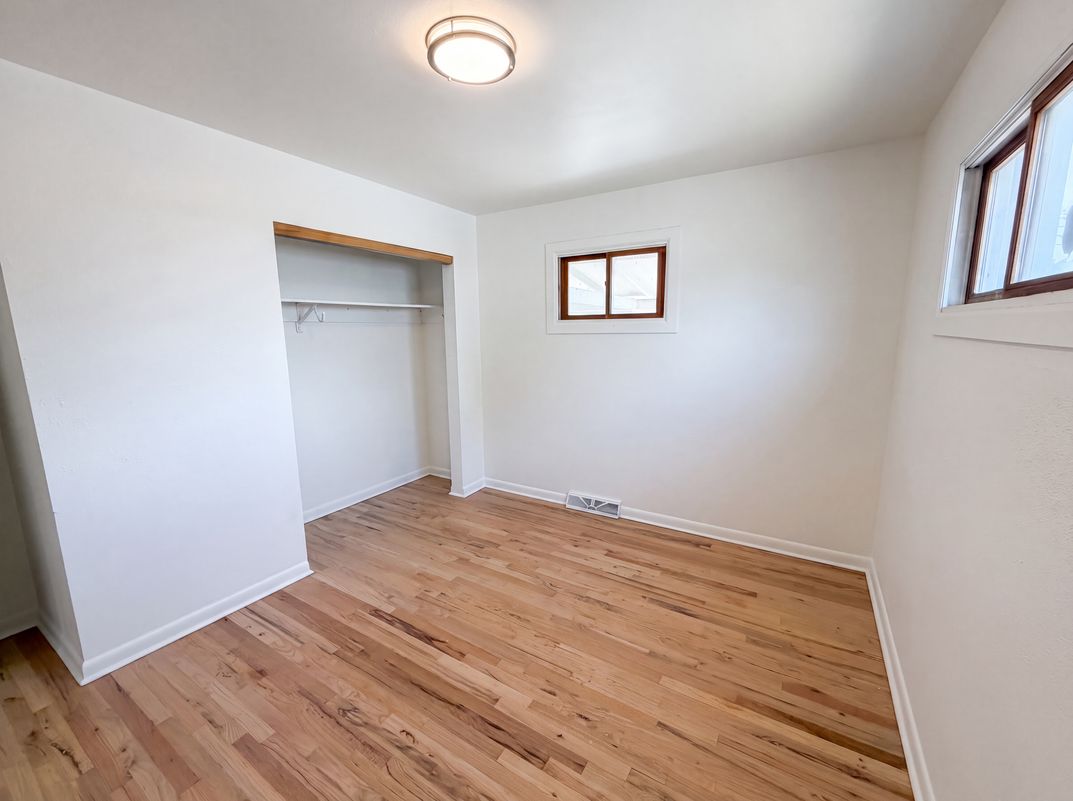 Photo 13 of 23 of 9190 Cypress Dr, Thornton, CO