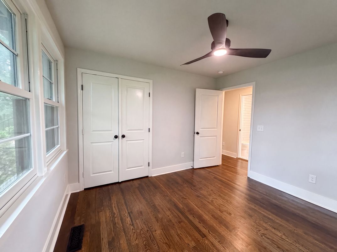 Photo 22 of 36 of 6112 Pinehurst Dr, Nashville, TN