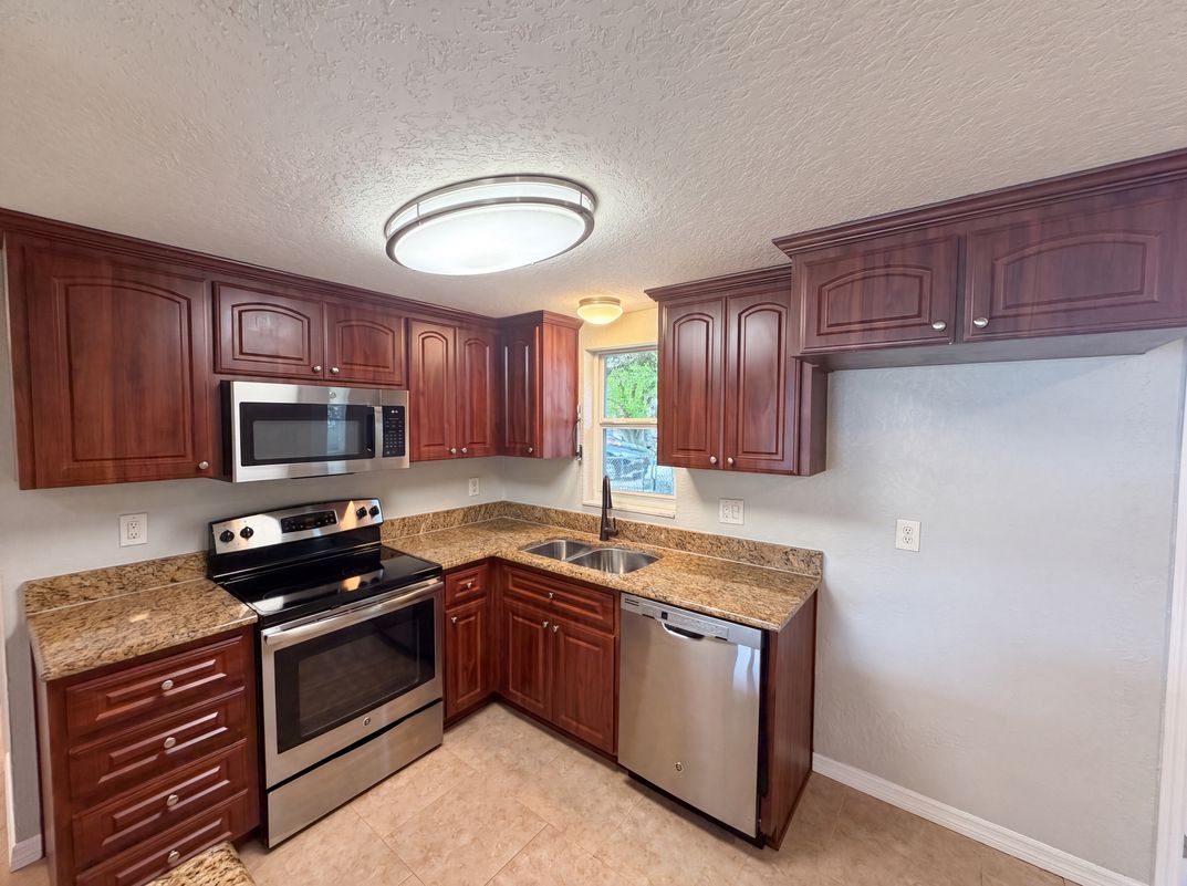 Photo 14 of 30 of 7037 Green St, New Port Richey, FL