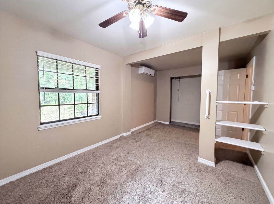 Photo 6 of 18 of 94 Conifer Cir, Middleburg, FL