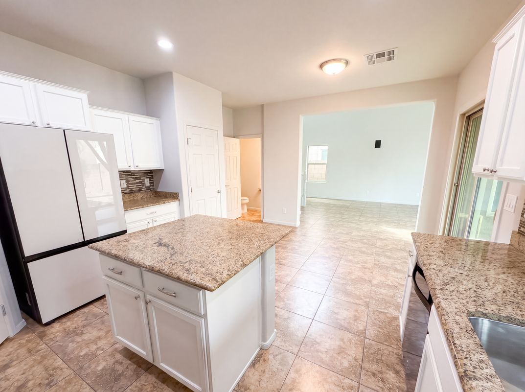 Photo 13 of 40 of 5417 W Parsons Rd, Phoenix, AZ