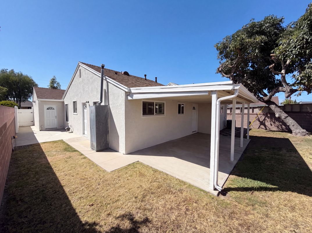 Photo 5 of 27 of 11844 Graystone Ave, Norwalk, CA