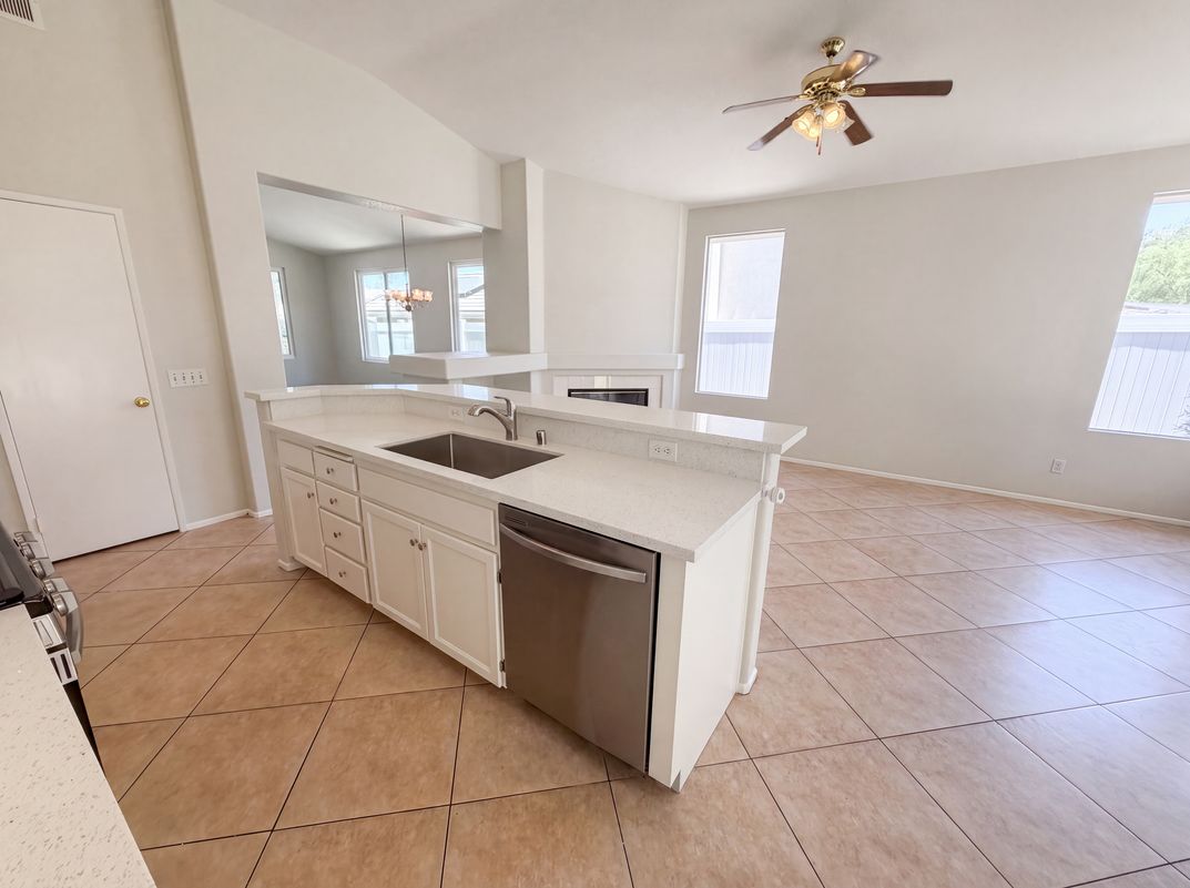 Photo 9 of 28 of 13477 Fairfield Dr, Corona, CA