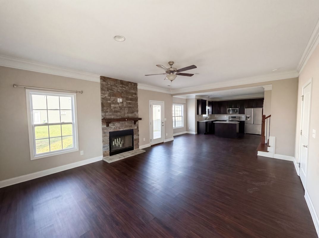 Photo 8 of 33 of 1611 Blackbird Dr, Maryville, TN