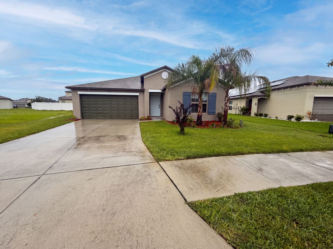 Photo 29 of 35 of 39693 Harvest Creek Ln, Zephyrhills, FL