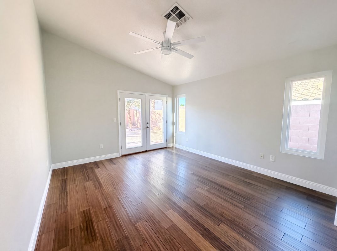 Photo 10 of 39 of 8032 Tailwind Ave, Las Vegas, NV