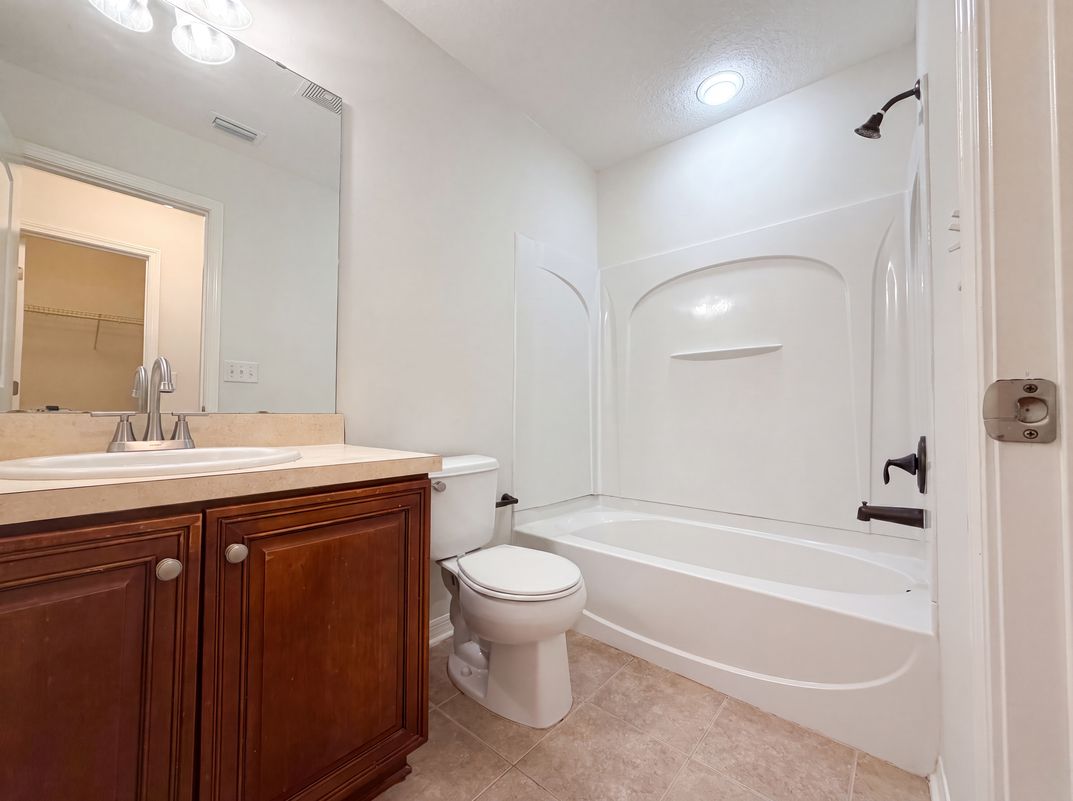 Photo 24 of 32 of 8331 Golden Bamboo Dr, Jacksonville, FL