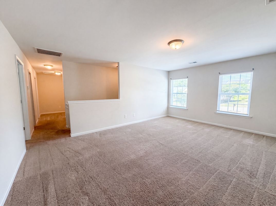 Photo 18 of 26 of 301 Rolling Knoll Dr, Columbia, SC