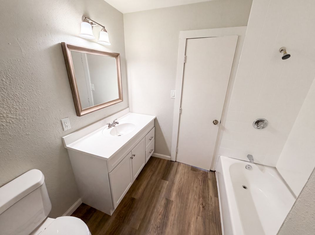 Photo 16 of 19 of 1374 El Nita Ln, Hemet, CA