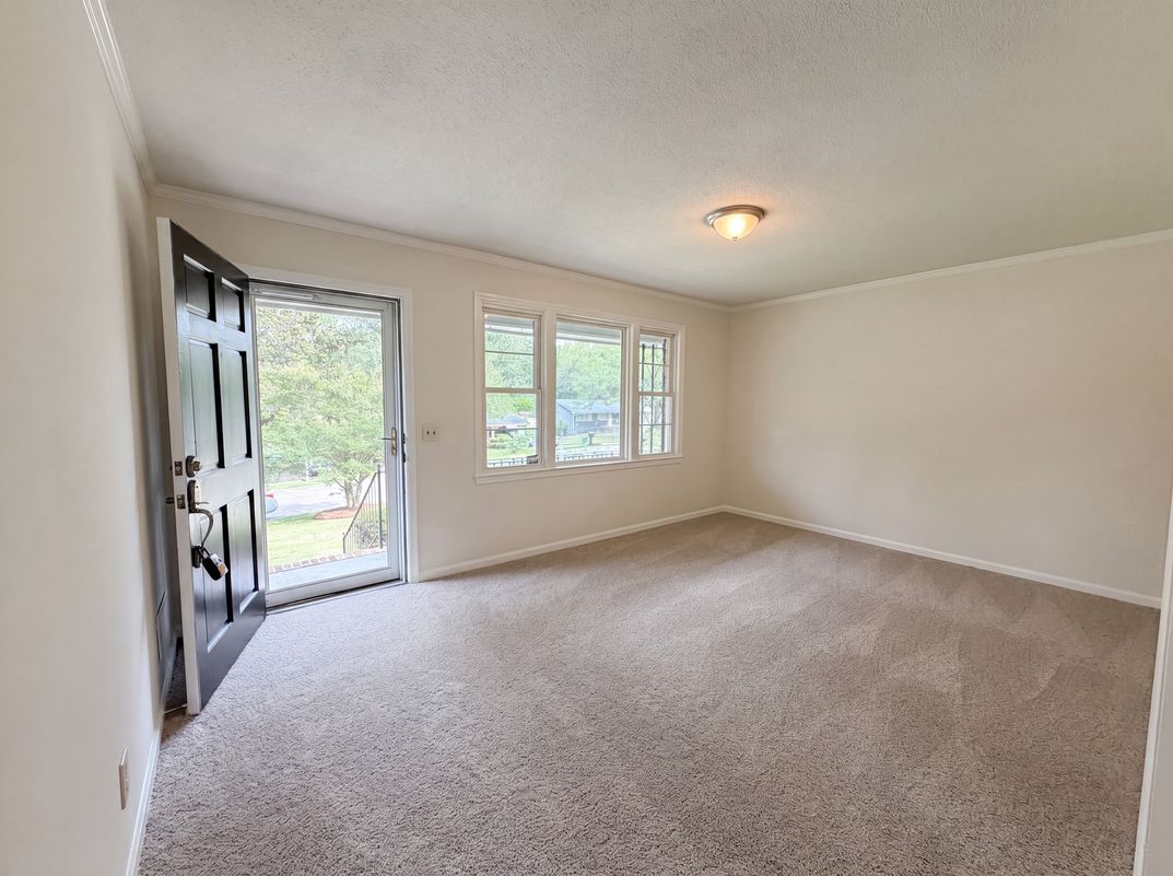 Property photo 3 of 1513 Alpha Ct