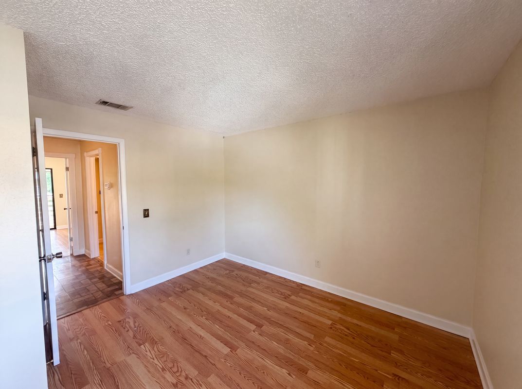 Photo 12 of 24 of 22707 Watersedge Blvd, Land O Lakes, FL