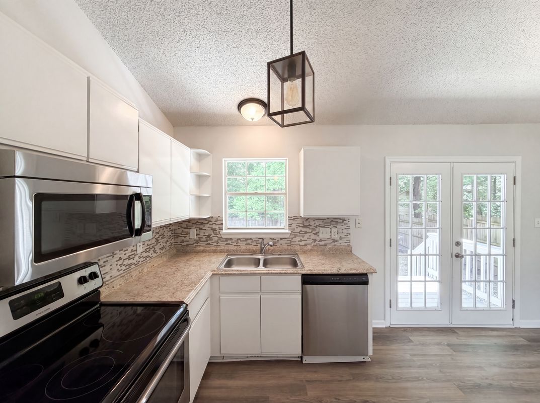 Photo 6 of 16 of 128 Mill Creek Dr, Youngsville, NC