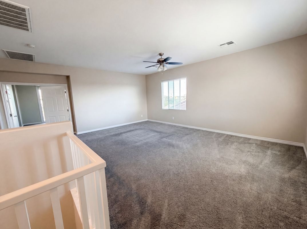 Photo 19 of 56 of 1418 Dire Wolf Ave, North Las Vegas, NV