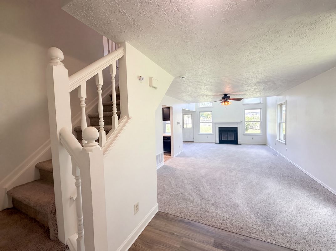 Photo 3 of 30 of 7761 Sagemeadow Ct, Columbus, OH
