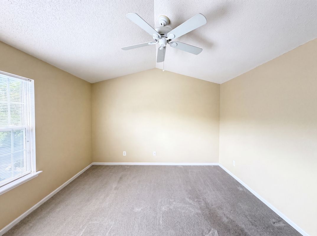 Photo 8 of 18 of 14205 Tranters Creek Ln, Charlotte, NC
