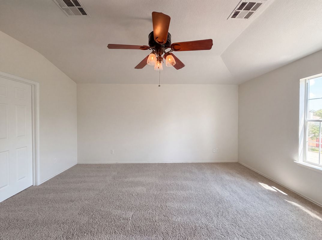 Photo 11 of 20 of 6805 Aquamarine Dr, Killeen, TX