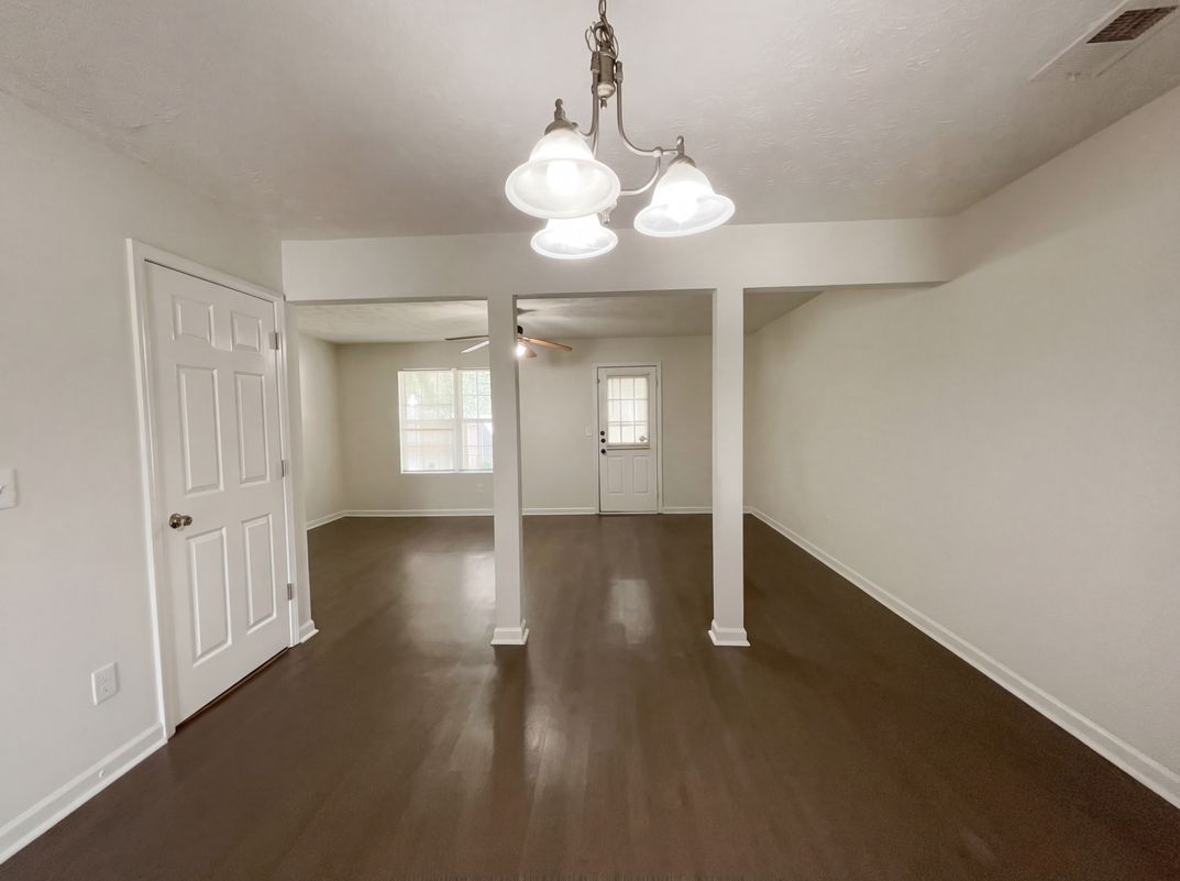 Photo 10 of 23 of 4041 Browne Ct, Conley, GA