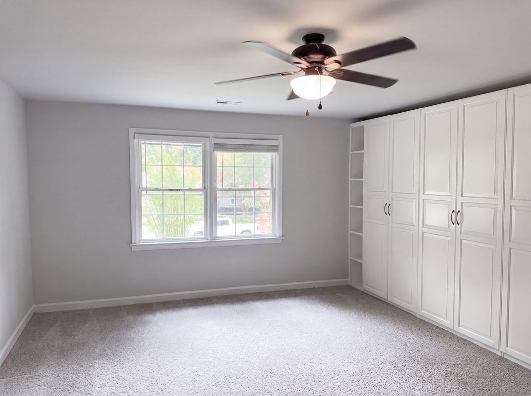 Photo 4 of 26 of 101 Bonito Dr, Yorktown, VA