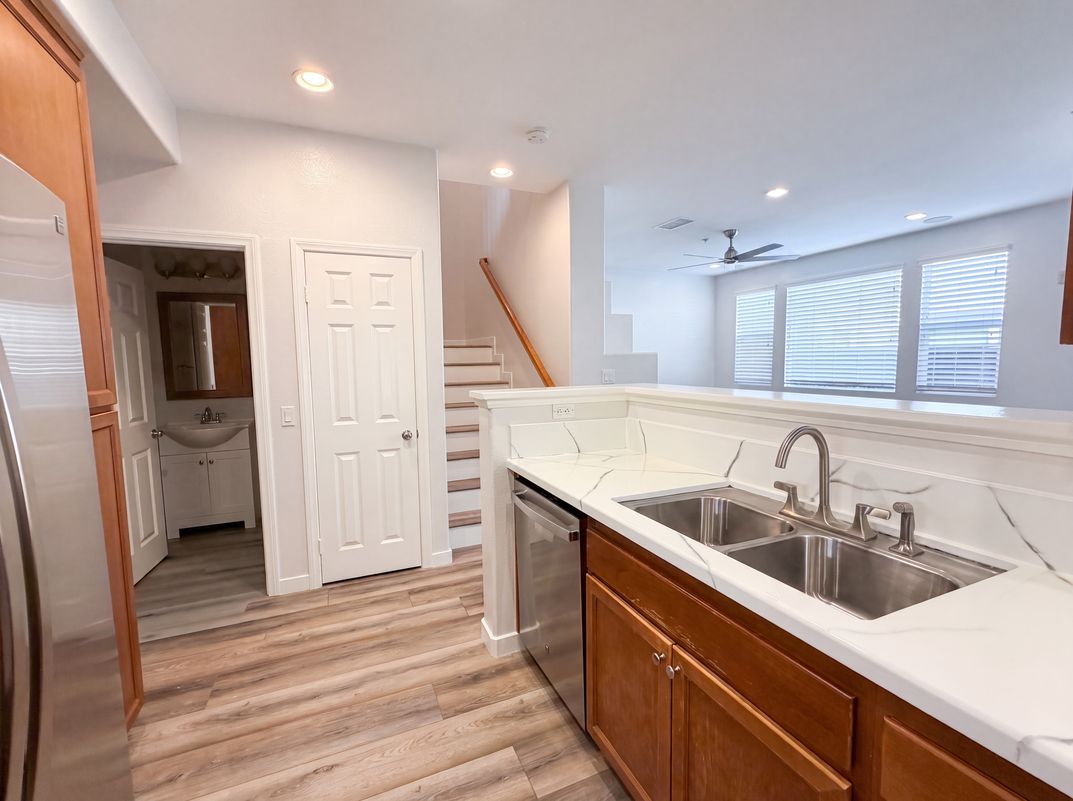 Photo 10 of 25 of 41534 King Palm Ave, Murrieta, CA