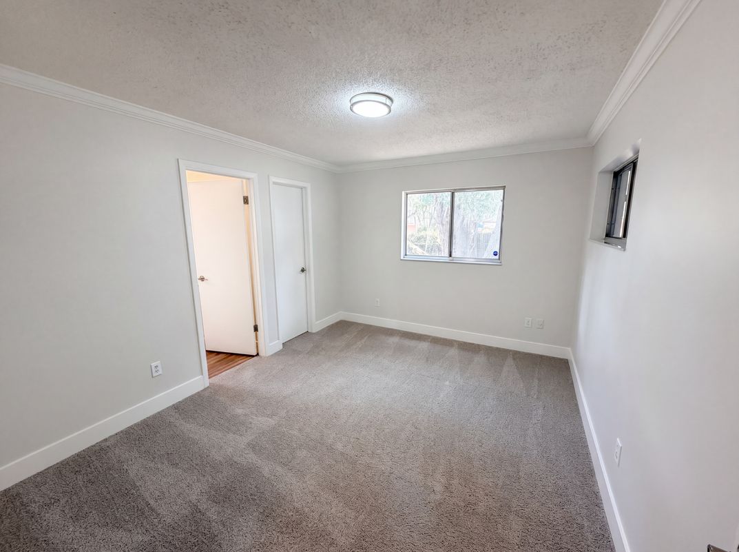 Photo 4 of 25 of 2768 Galatian Pl, Orlando, FL