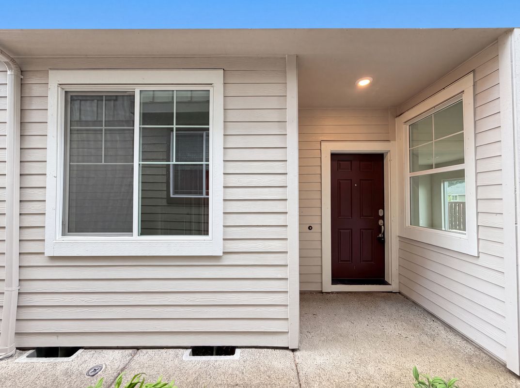Photo 19 of 23 of 18404 SW Sugarloaf Ln, Beaverton, OR