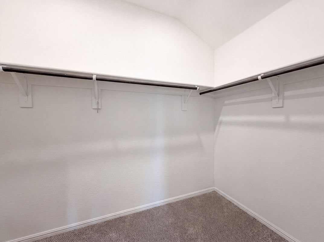 Photo 8 of 16 of 748 Wylie St, Crowley, TX