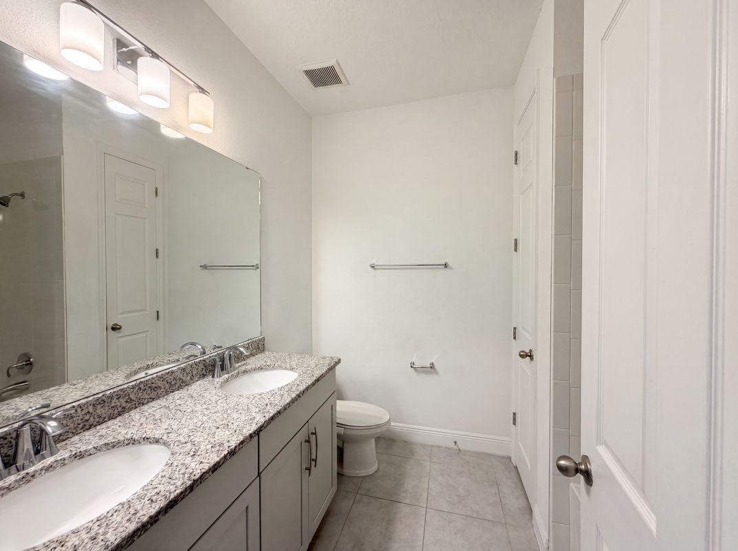Photo 14 of 21 of 528 Bellissimo Pl, Howey In The Hills, FL