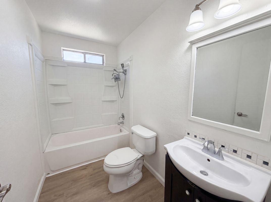 Photo 19 of 26 of 838 Dutra Ave, Rio Linda, CA