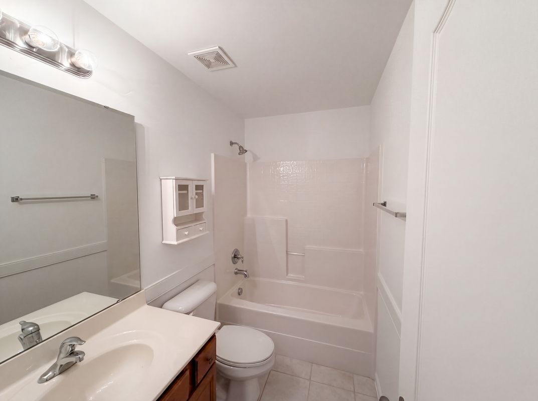 Photo 16 of 23 of 3064 Imperial Oaks Dr, Raleigh, NC