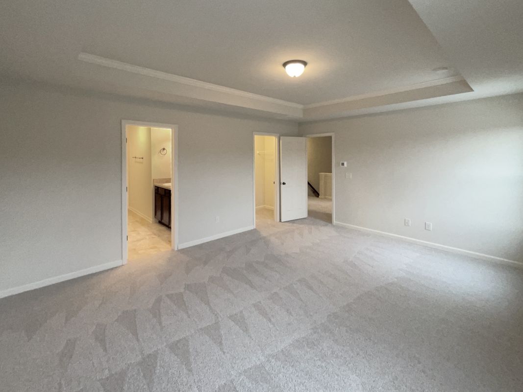 Photo 4 of 43 of 1036 Glenwyck Dr, Braselton, GA