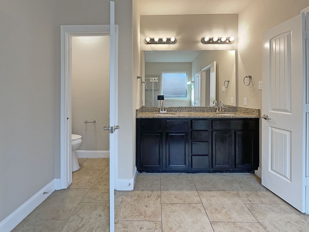 Photo 11 of 27 of 24542 N Denham Ridge Ln, Spring, TX