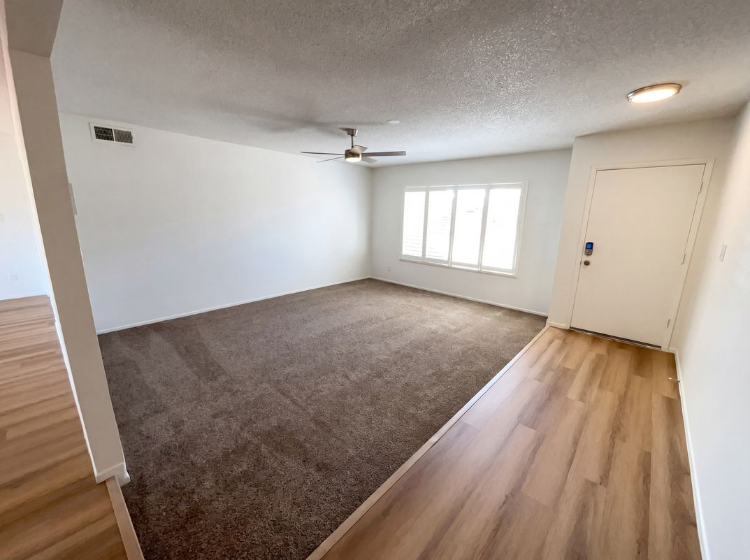 Photo 8 of 28 of 2219 S Estrella Cir, Mesa, AZ