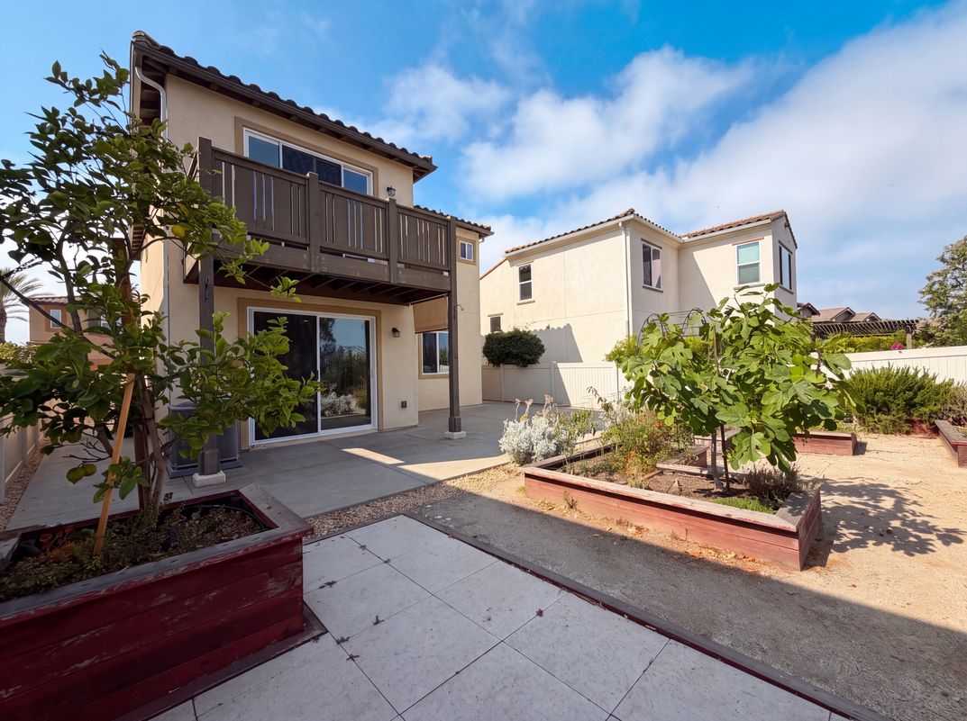 Photo 5 of 33 of 1242 Via Candelas, Oceanside, CA