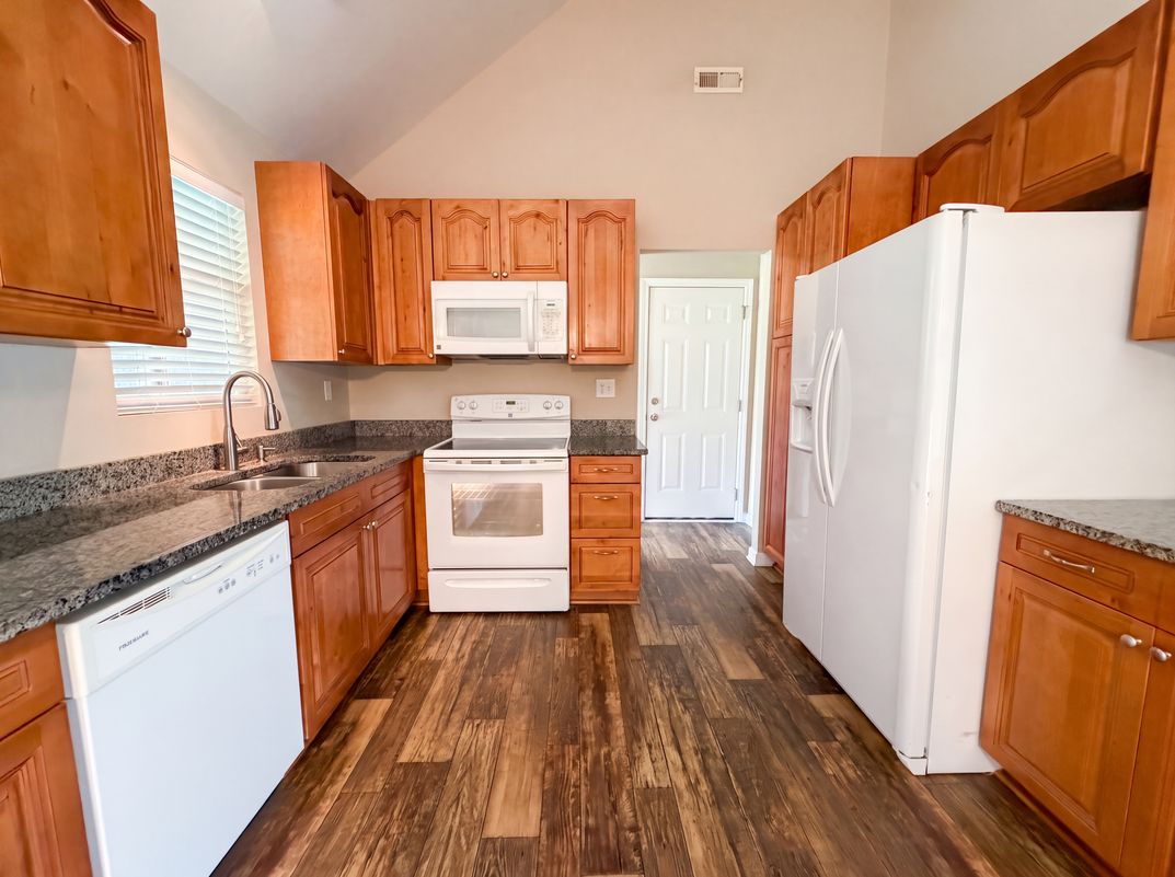 Property photo 2 of 1246 Neelys Creek Rd