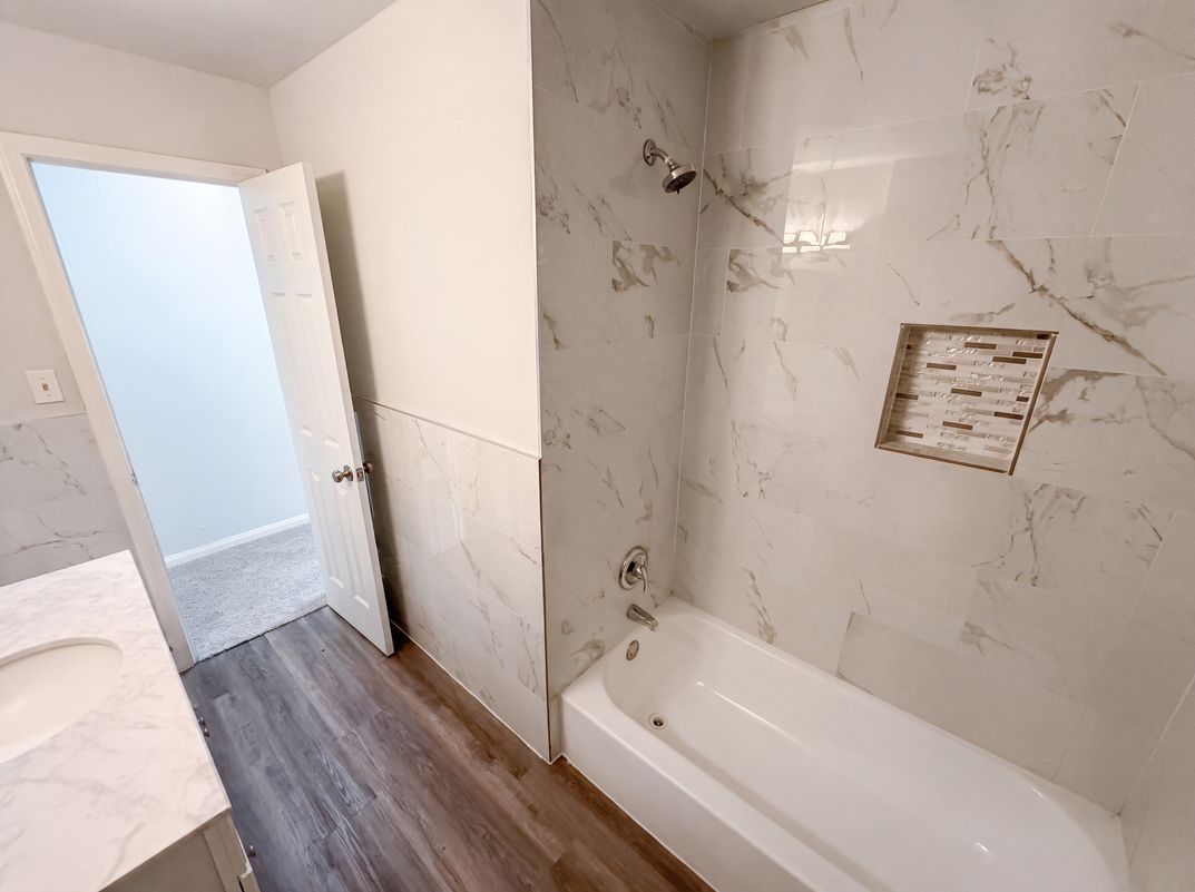 Photo 17 of 20 of 10502 Bessemer St, Houston, TX