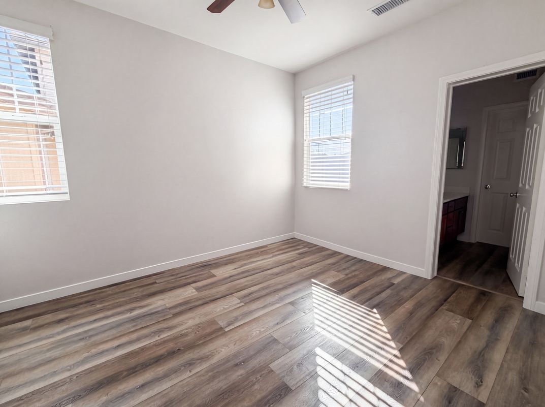 Photo 15 of 25 of 41534 King Palm Ave, Murrieta, CA