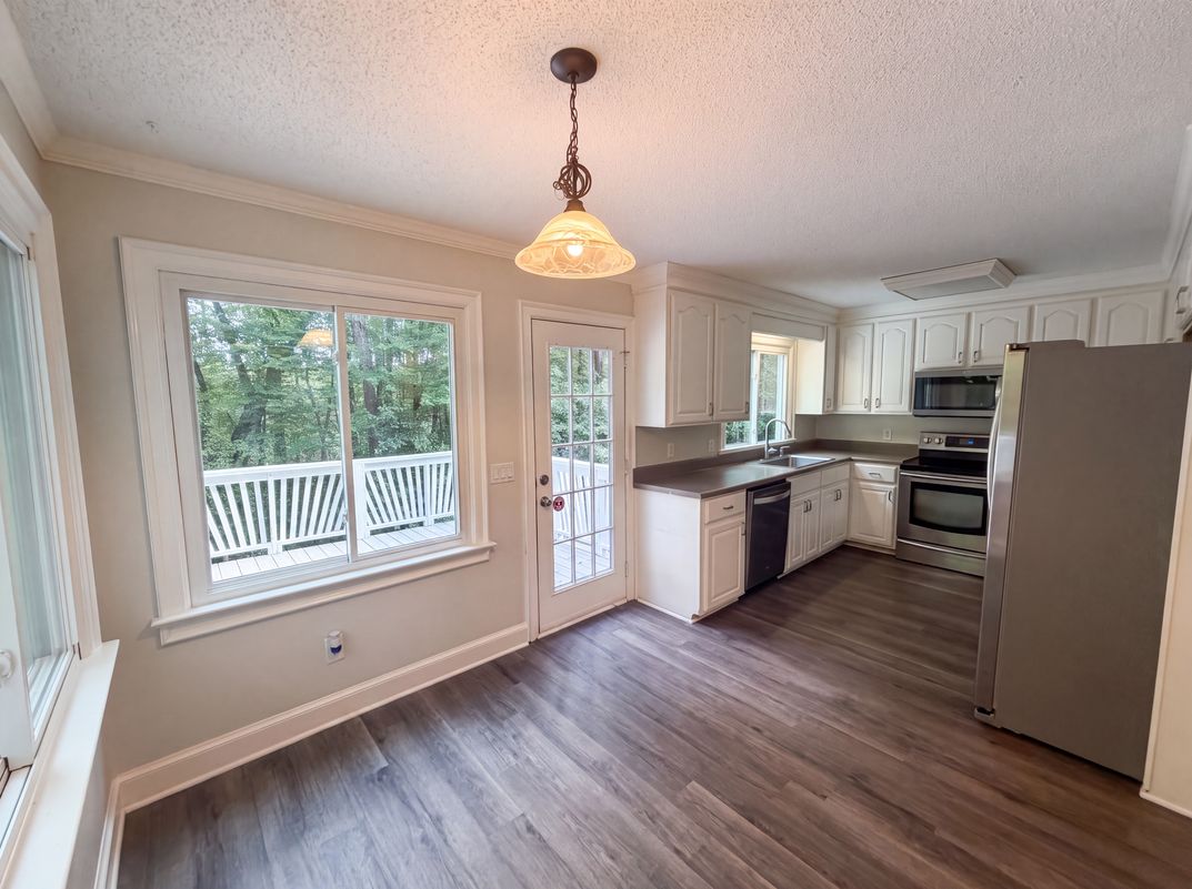 Photo 6 of 45 of 212 Conrad Cir, Columbia, SC