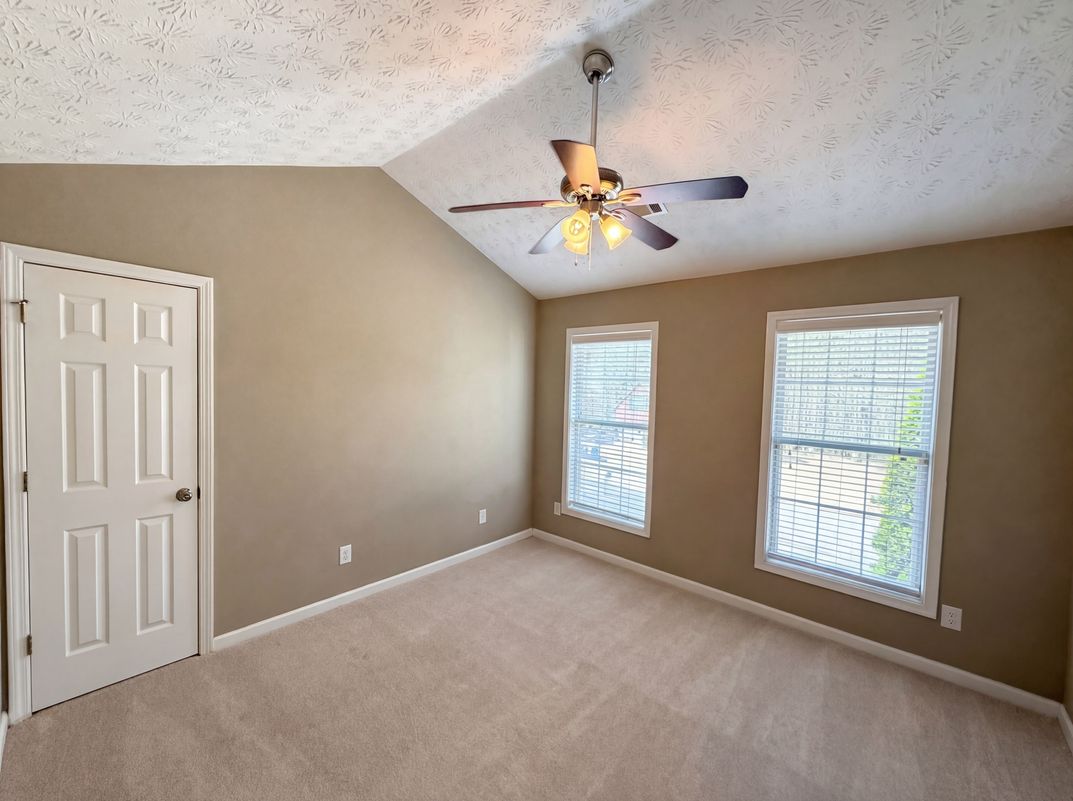 Photo 18 of 25 of 3099 Brooksong Way, Dacula, GA
