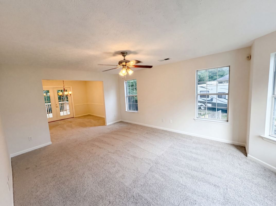 Photo 10 of 50 of 1800 Ivy Stone Ct, Buford, GA